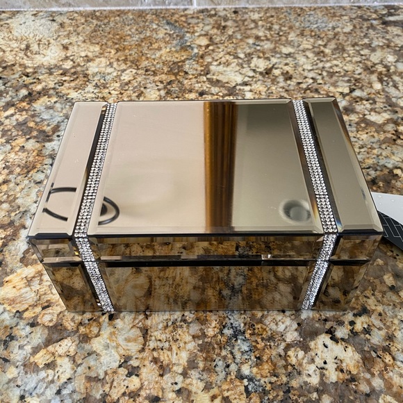 Tahari Jewelry - Tahari Crystal Jewelry Box